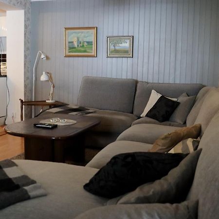 Oestravi Visby 2 Rok Stor Altan Apartment Exterior foto