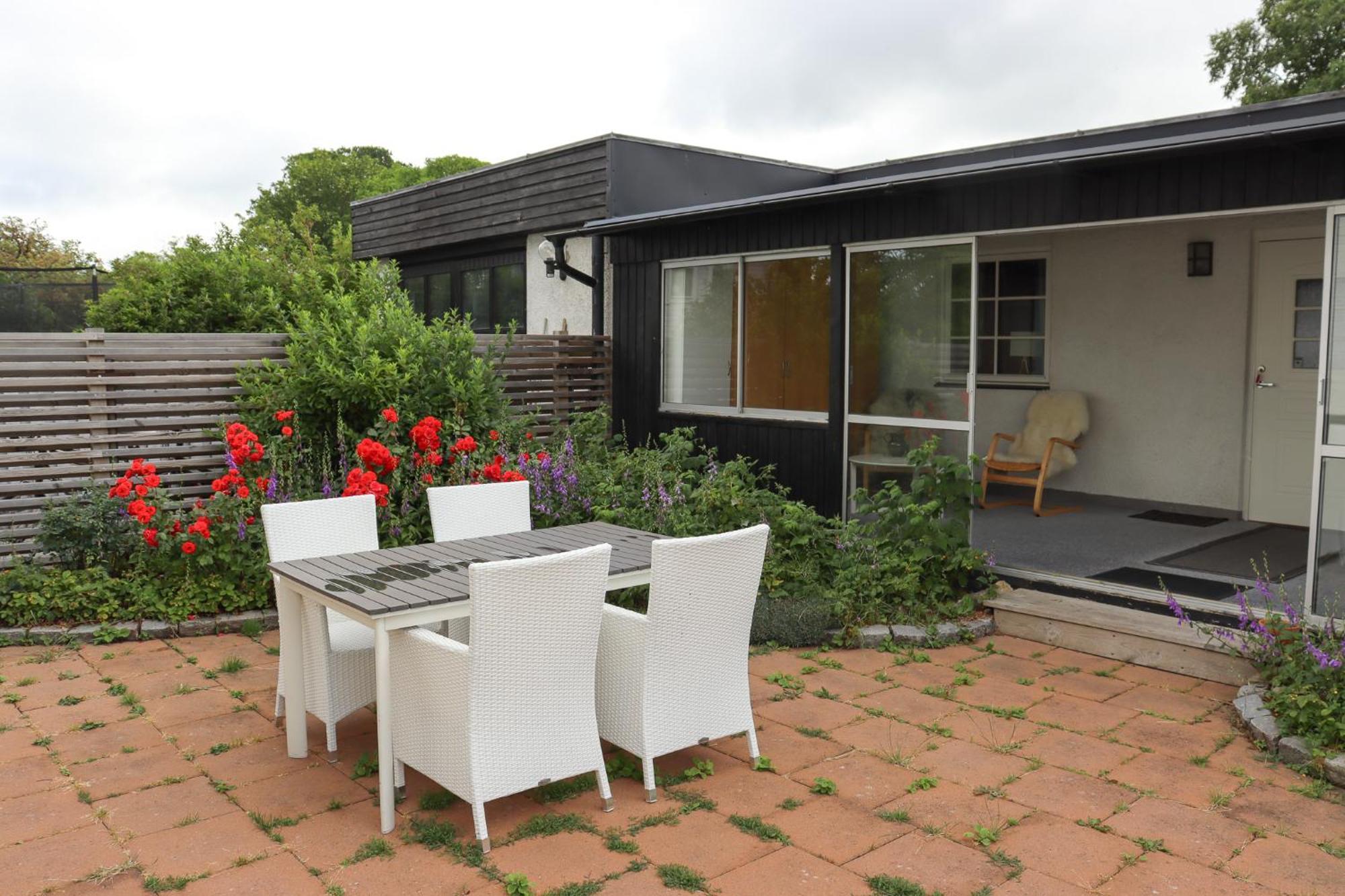 Oestravi Visby 2 Rok Stor Altan Apartment Exterior foto